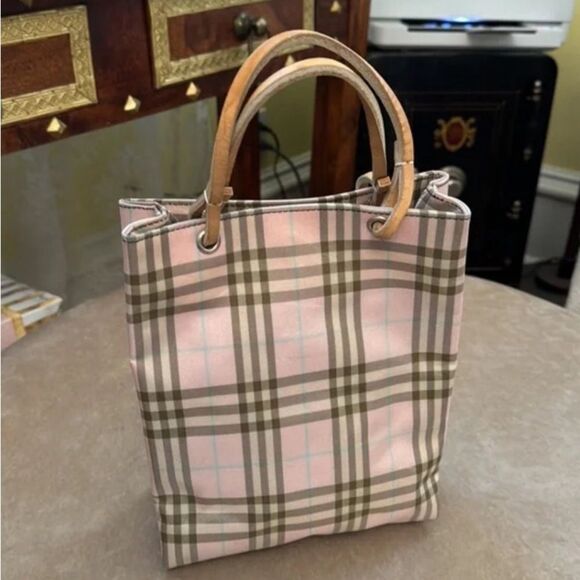 *Rare* H2F! Burberry London Classic *Novacheck* Pink & Tan Vertical Small Tote - Picture 1 of 8